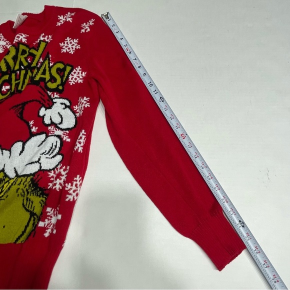 Red Grinch Christmas Sweater. Size Medium. Dr.Suess. Whimsical. Preowned. - Picture 8 of 8